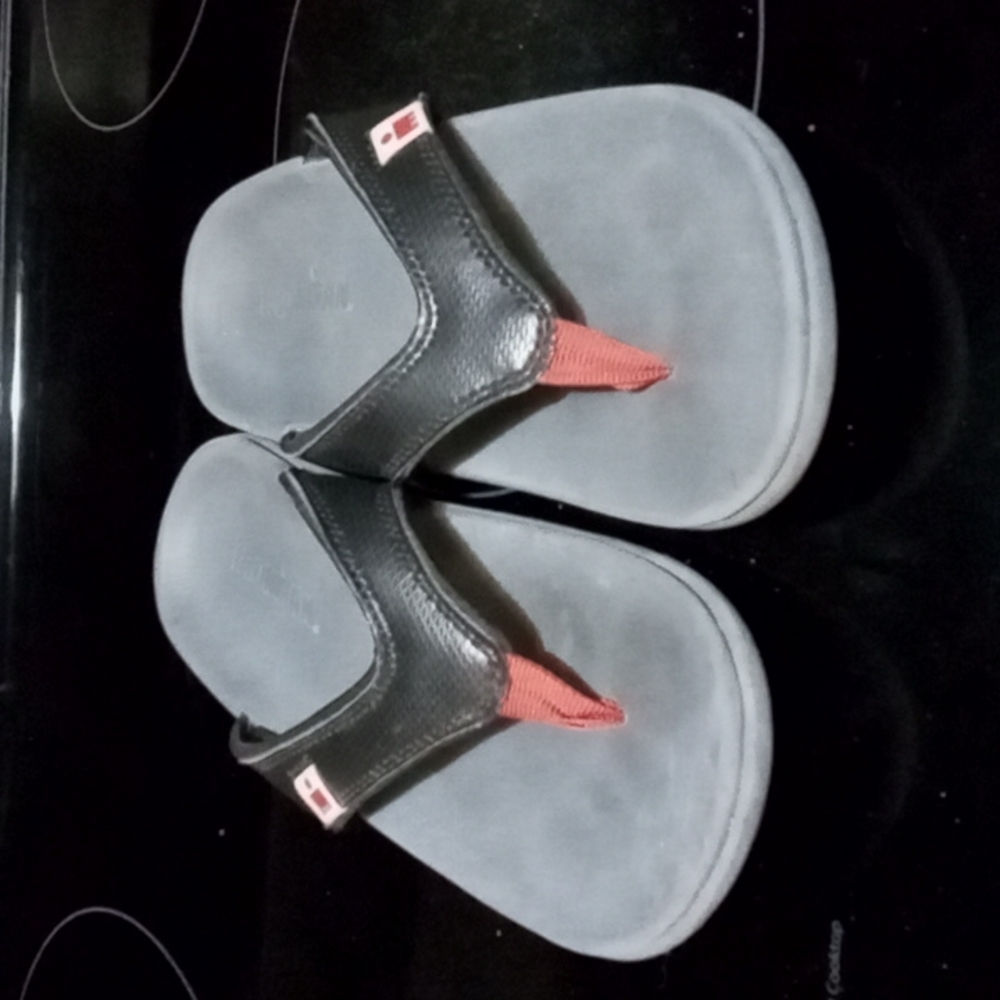 Flip flops - Picture 2 of 4